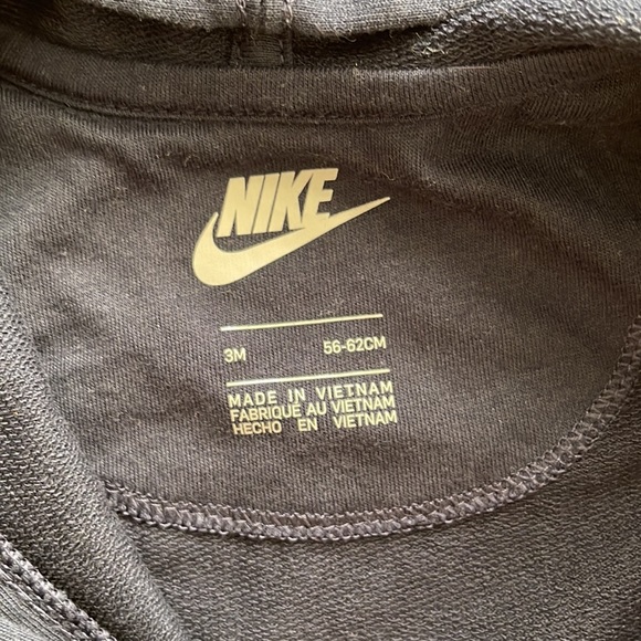 Nike coverall - Picture 2 of 3